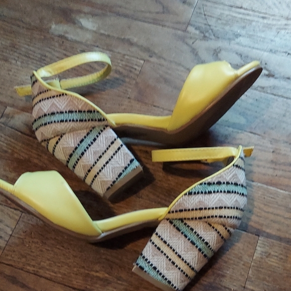 Yellow Strappy Heels with Patterned Block Heel - Picture 7 of 9